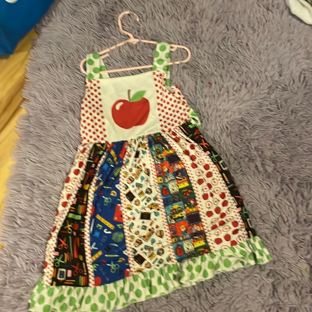 Back to school!!! Dress fits like 7/8